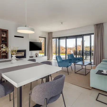 Tomaso Paradise וילה