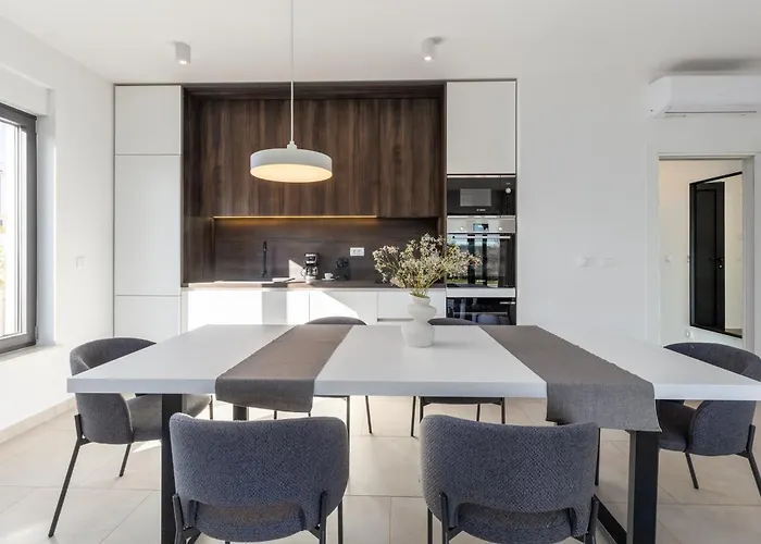 Tomaso Paradise Villa Krnica